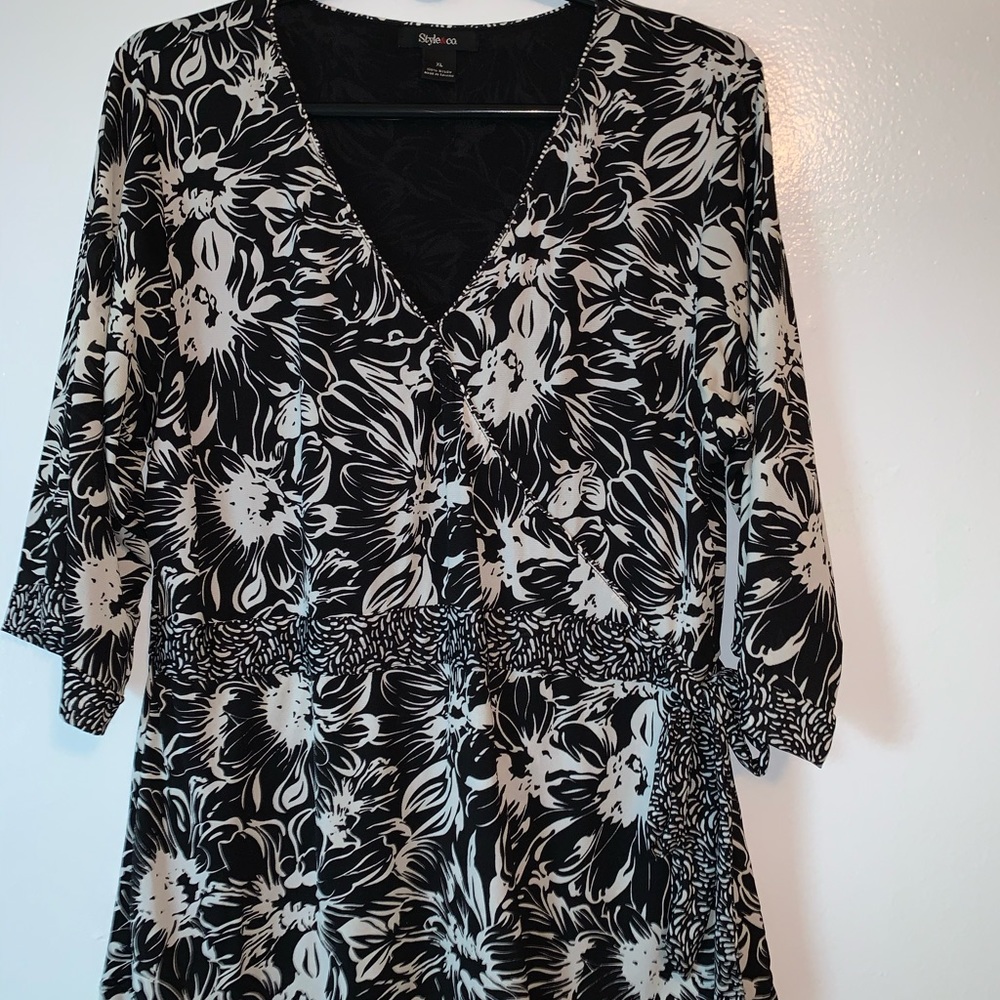Style & Co. Black & White Flowery Top